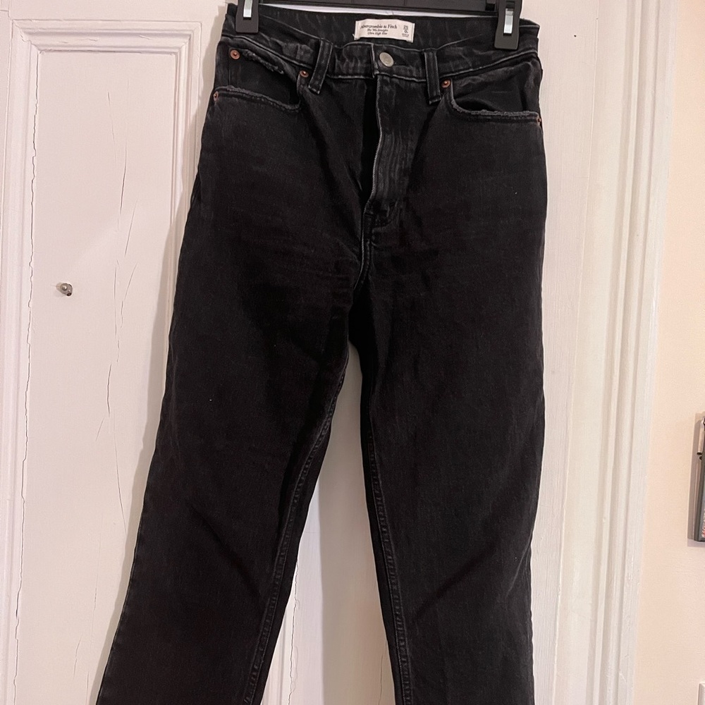 Abercrombie 90s Straight Ultra High Rise Ankle Jeans Size 25